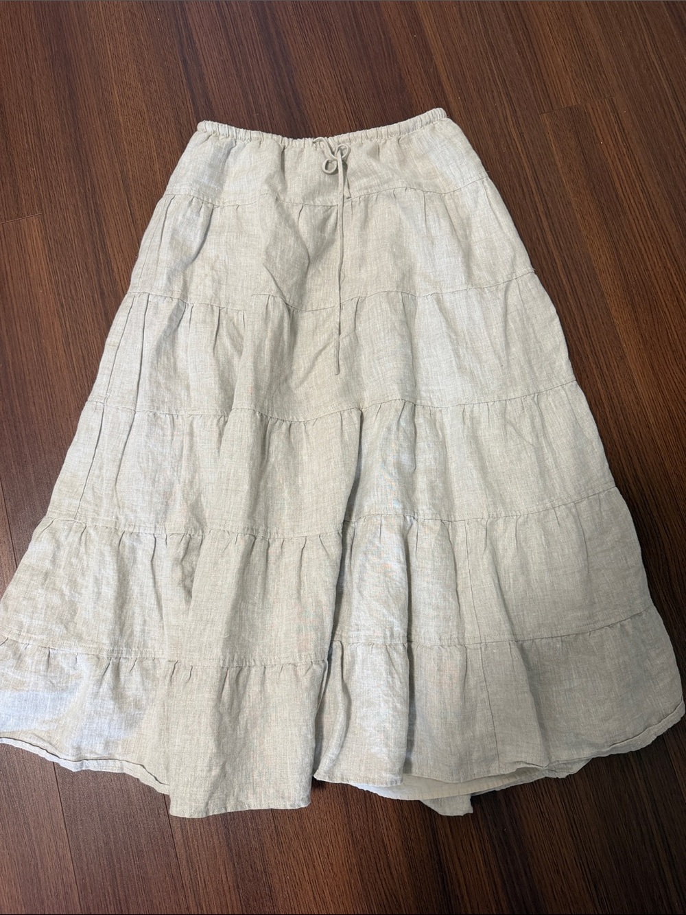 Aritzia Light Cream Tiered Linen-Blend Maxi Skirt